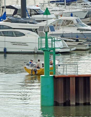 Yachthafen Wedel Osteinfahrt Steuerbord, Juni 2026 Wedel Osteinfahrt Steuerbord