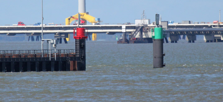 Hafenfeuer Jade Weser Port